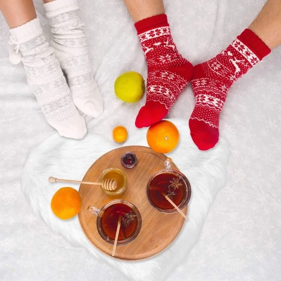 Fluffy Faux Heart Shaped Area Rug Fluffy Room Carpet White 2 Pieces - Picture 6 of 7